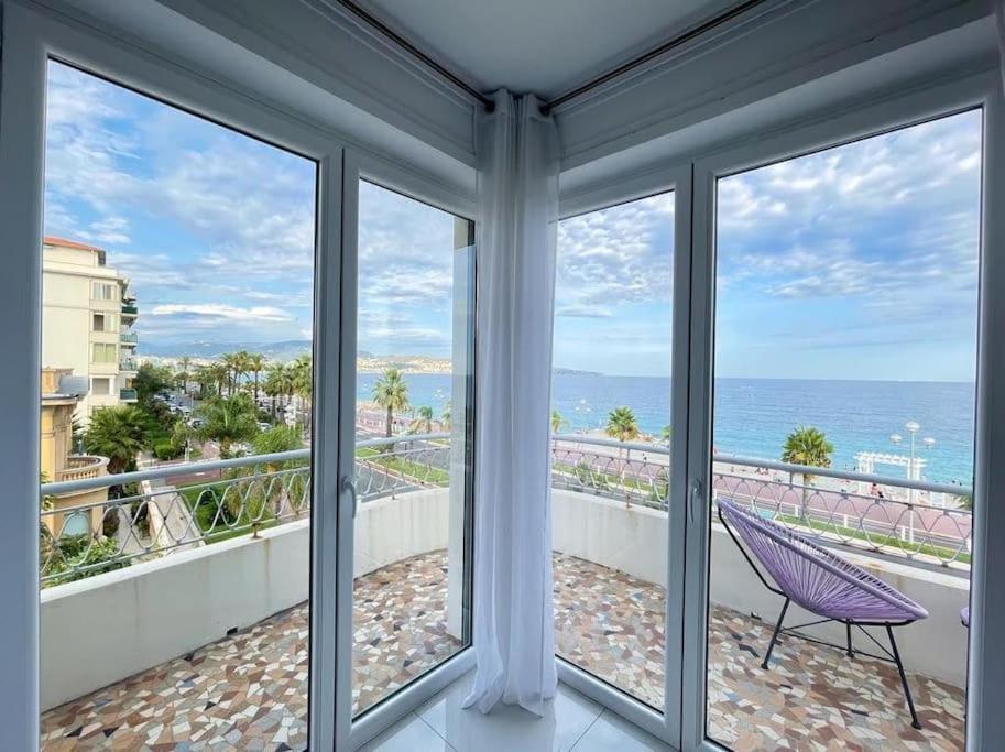Beach Front, Superbe Appartement Pour 4 Personnes Nice Luaran gambar
